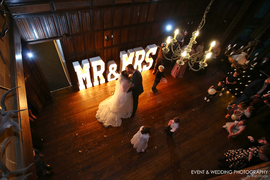 A Highgate House wedding first dance - by Northampton wedding photographer Karl Drage