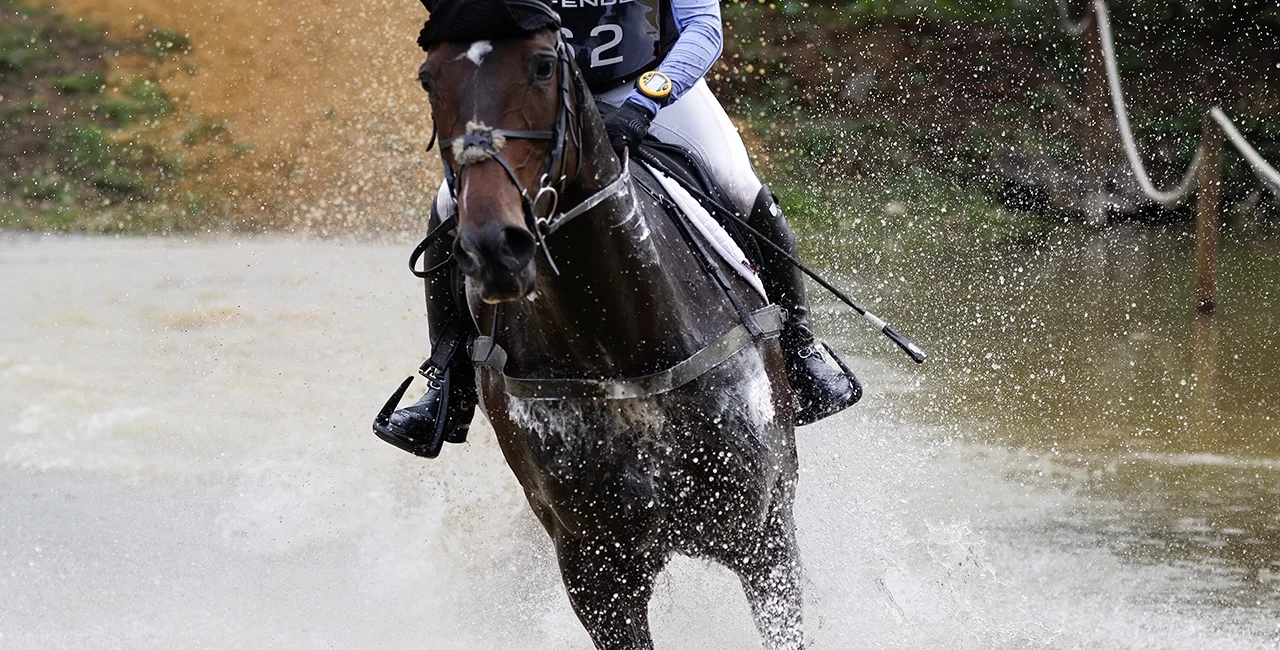 Ros Canter & Pencos Crown Jewel take on the Boodles Raindance at the 2022 Land Rover Burghley Horse Trials.